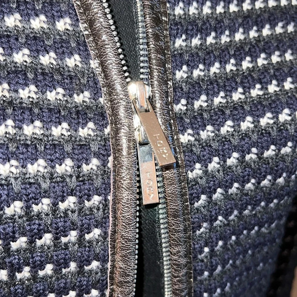 Tory Burch Women’s Houndstooth Blue White Leather Trim Car Coat Sweater Jumper - Picture 9 of 16